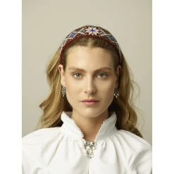 Perle Pascal Bunadshårbøyle Hardanger -LINDA FARROW butikk 245467e3844cbb9f0ab11d7cac22d6e2