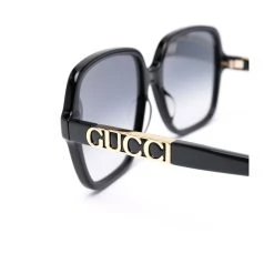 Gucci Solbriller -LINDA FARROW butikk 482f09b8a6f41989a2614bfe11d3cce3