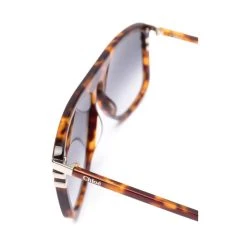 Chloé Solbriller -LINDA FARROW butikk 48dc321bd3d99e2db7efb90f5676c64b