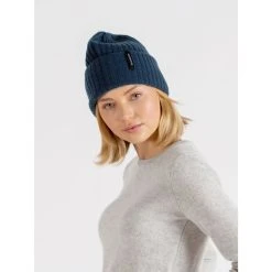 Kashmina Kashmirlue Oda -LINDA FARROW butikk 9cc96b3e77acb5306778426c0069c9c4