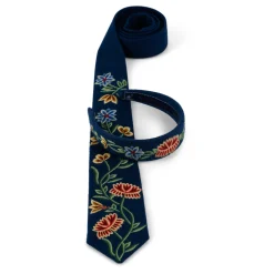 Blå Pascal Bunadshårbøyle Og Bunadslips Nordland -LINDA FARROW butikk cf191f5691987d0e2ed02879b64f81c6