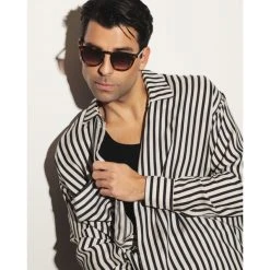 Corlin Eyewear Solbriller -LINDA FARROW butikk db5f1390ad458dd7a2f7760b8043ca6a